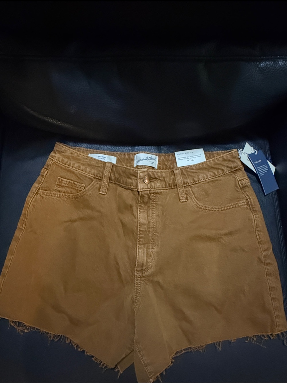 Vintage MIDI Jean Shorts fitted hip & leg vintage stretch